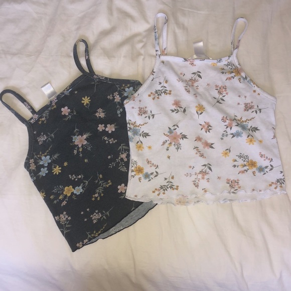 Floral Cropped Tank Tops - Picture 4 of 8